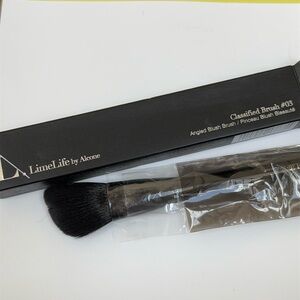 LIMELIFE— Classified Brush #03, Angled Blush Brush